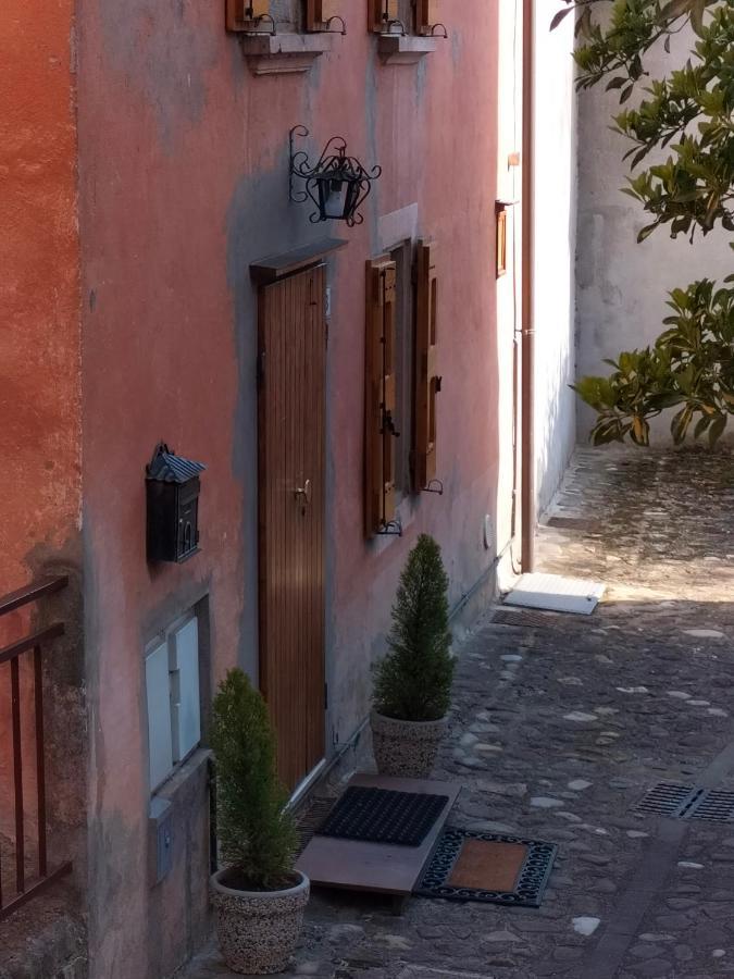 La Chicca Piccola Casina In Affitto Nel Borgo Antico Di Gaggio Montano Bo Apartment ภายนอก รูปภาพ